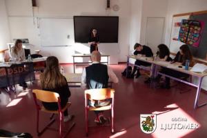 17. mednarodni debatni turnir 3